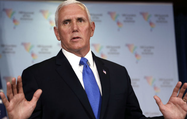 El vicepresidente de Estados Unidos, Mike Pence, se reunió con varios mandatarios. FOTO/AP