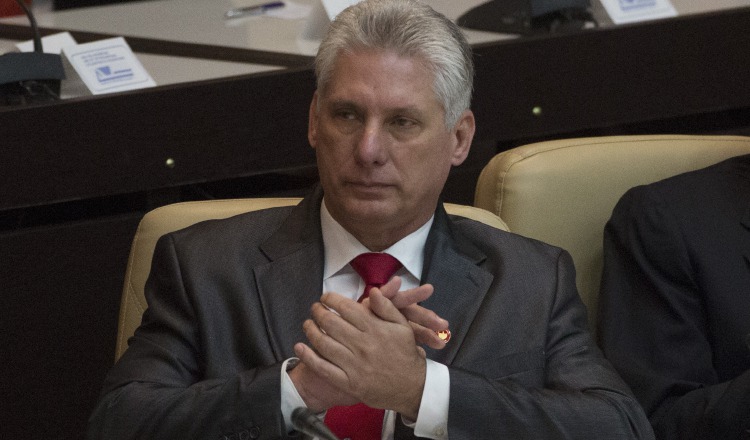 Miguel Díaz-Canel asume la presidencia de Cuba. AP