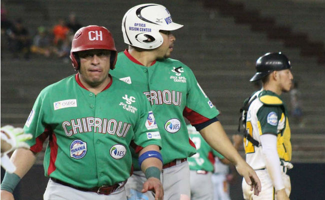 Carlos 'Calicho' Ruiz y Xavier Quiróz. Foto: Febedeis 