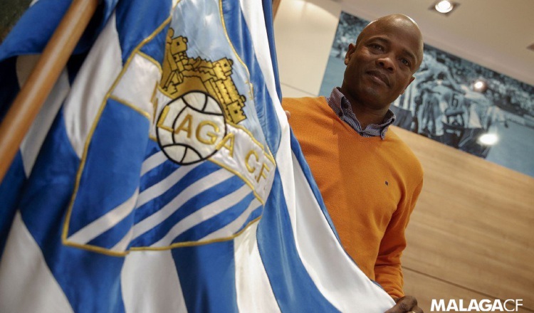 Julio Dely Valdés, técnico del Málaga. Cortesía