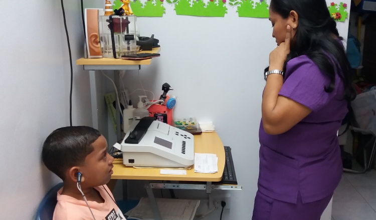 El laboratorio de Fonoaudiología del HEP cuenta con aparatos de primera tecnología para apoyar la atención a sus pacientes. /Foto Yaissel Urieta Moreno