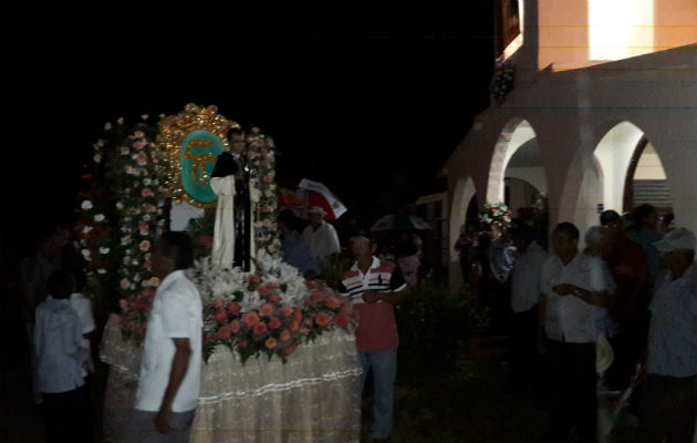 Celebración a lo grande en El Guayacal, en Los Santos. Foto/Zenaida Váquez