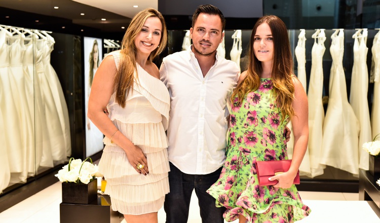 1.  Anais Hernández, Juan Diego Pinzón y Victoria Da Corte.