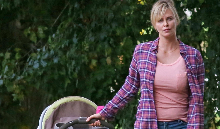 Protagonizada por Charlize Theron.