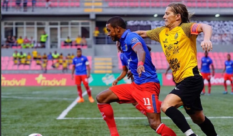 Michel Salgado jugó 62 minutos ante el Plaza Amador. /Foto Cortesía