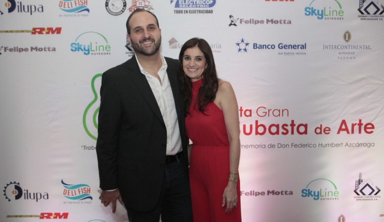 2. Rodolfo Sosa y Marianela de Sosa.