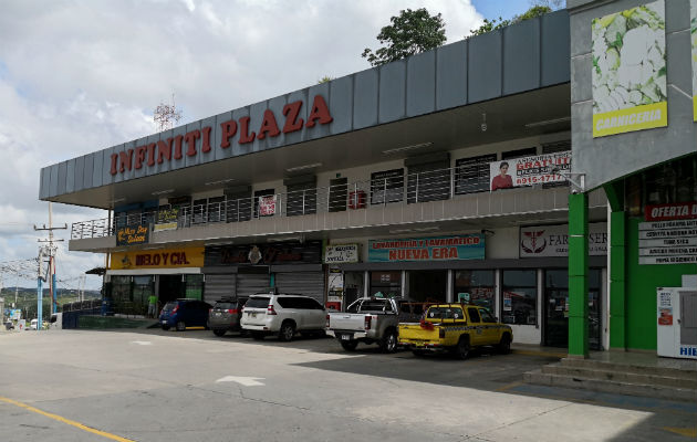 La plaza, en donde está el casino asaltado. Foto: Raimundo Rivera