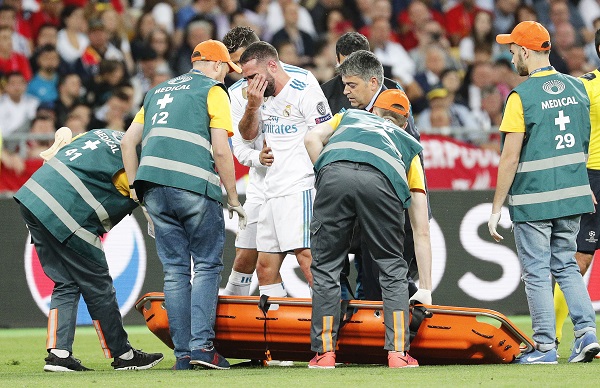 Carvajal salió llorando del juego. 