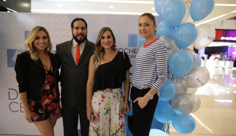 3.  Massiel Mas, David Reymore, Jessica Chávez y Stefanie de Roux.