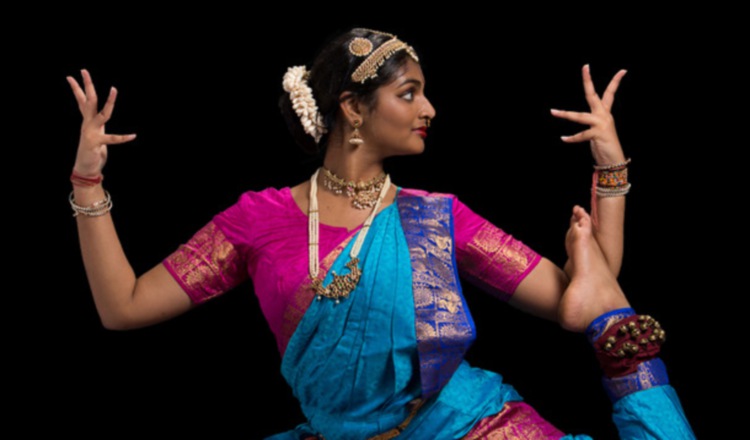 Danzas tradicionales de la India formarán parte de las propuestas artísticas desde las 4:30 p.m. en el Mirador del Pacífico. /Foto Erika Escudero Photography/Portraits of my land
