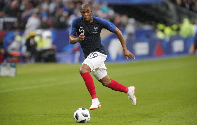 Djibril Sidibé jugará el Mundial con la Selección de Francia. EFE