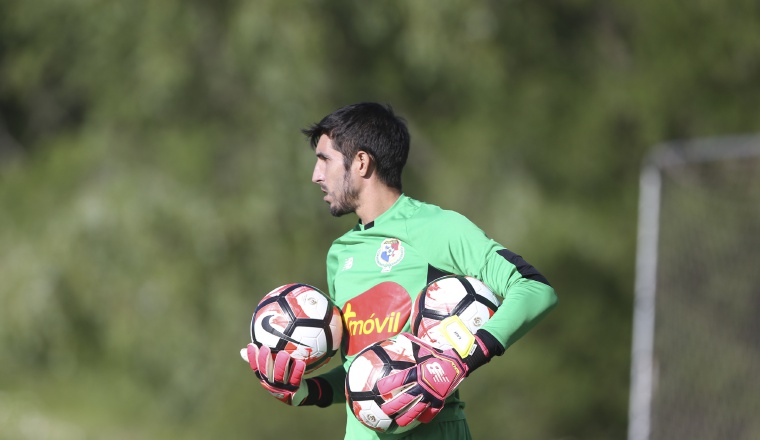 Jaime Penedo se unió el domingo a los entrenamientos de la selección en Oslo. /Foto EFE