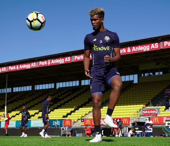 Ávila juega en el  KAA Gent de Bélgica / Foto: @Fepafut