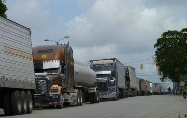 Existen al menos 6,000 camiones de carga de toda la región centroamericana que se encuentran atrapados en Nicaragua desde hace una semana.