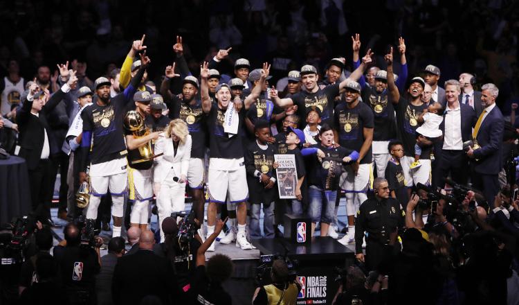 Los Warriors de Golden State han ganado tres títulos en las últimas campañas. /Foto EFE