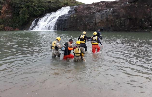 Fuerza de Tarea Conjunta, en El Chorrillito, busca a desaparecido. Foto/Víctor Eliseo Rodríguez