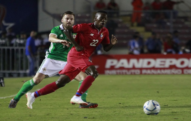 José Luis Rodríguez durante el partido amistoso que enfrentaban las selecciones de Panamá e Irlanda del Norte. Foto EFE