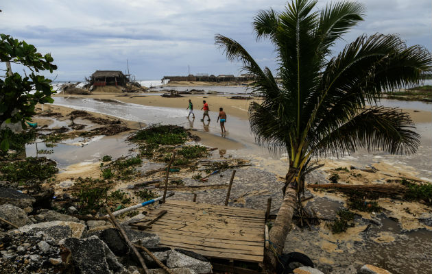 Los daños que dejó a su paso el Huracán Bud. Foto: EFE 