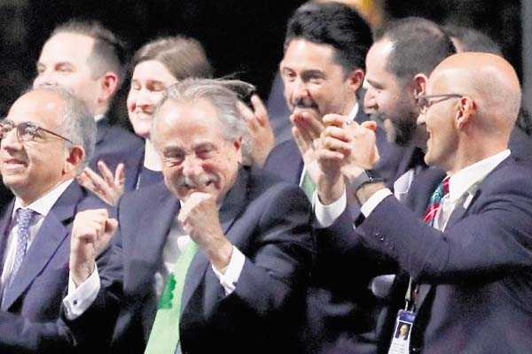 El grupo de la Concacaf celebra la obtención de la sede mundialista. /Foto AP
