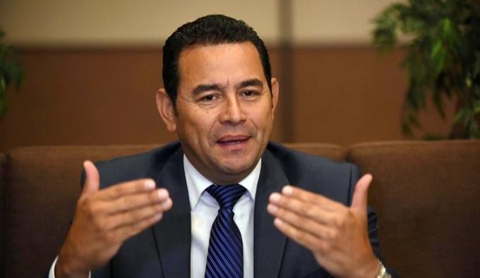 El presidente de Guatemala Jimmy Morales enfrenta una difícil crisis política. 