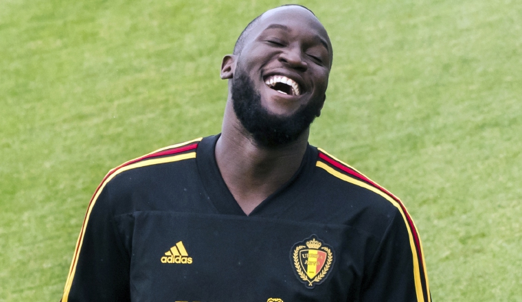 Lukaku viene de anotar 26 goles en su primera campaña con el Manchester United. Lukaku viene de anotar 26 goles en su primera campaña con el Manchester United. /Foto AP