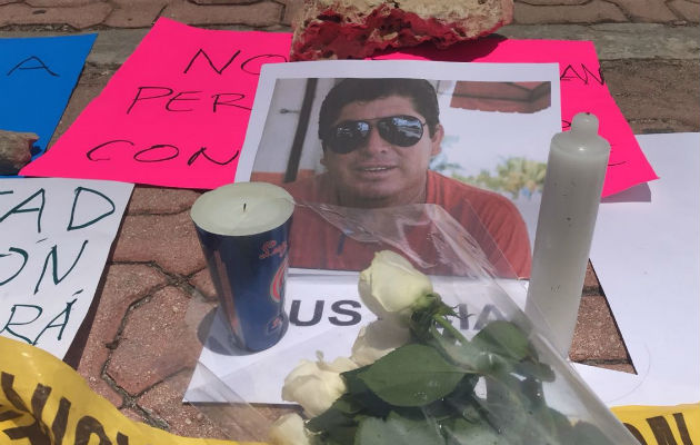 La Fiscalía dijo a través de un comunicado que investiga el homicidio.