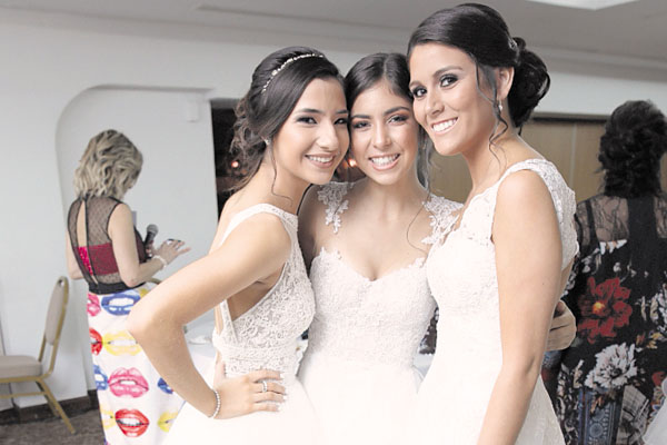 12. Natalia López, Claudia Maldonado y María Lucía Terracina.  