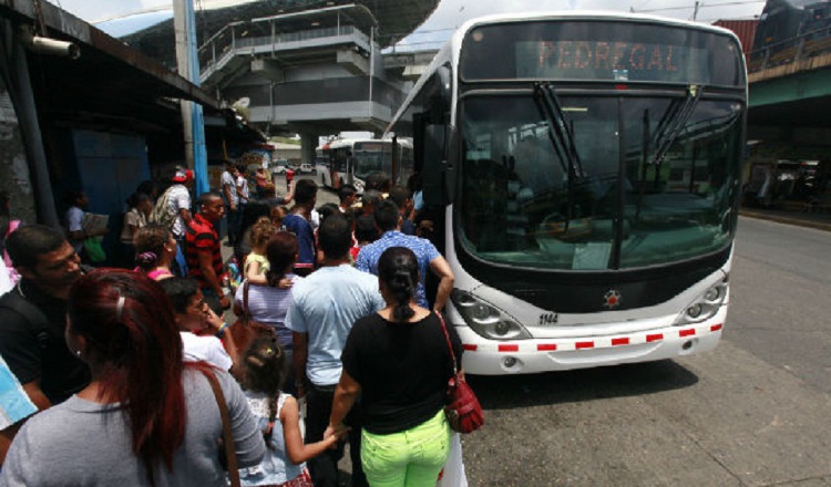 No hay orden en la salida de los buses según las rutas. /Foto: Archivo