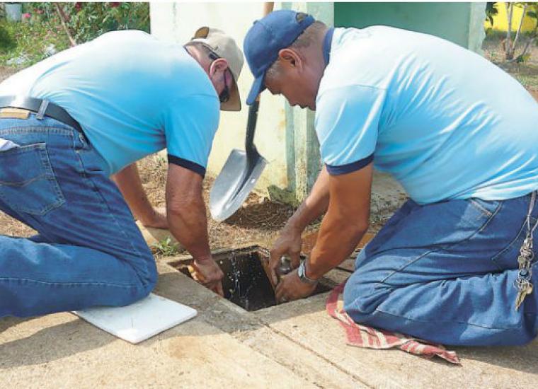 Trabajadores del IDAAN se mantienen en huelga.