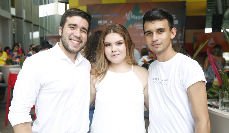 4. Javier Alejandro y Danielea Calvo.