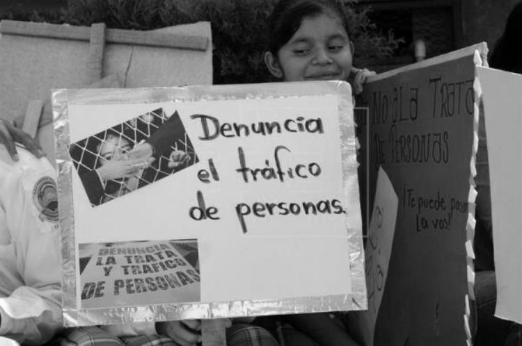 Una esclavitud en la que en muchas ocasiones no se somete a los esclavos con cadenas de hierro.