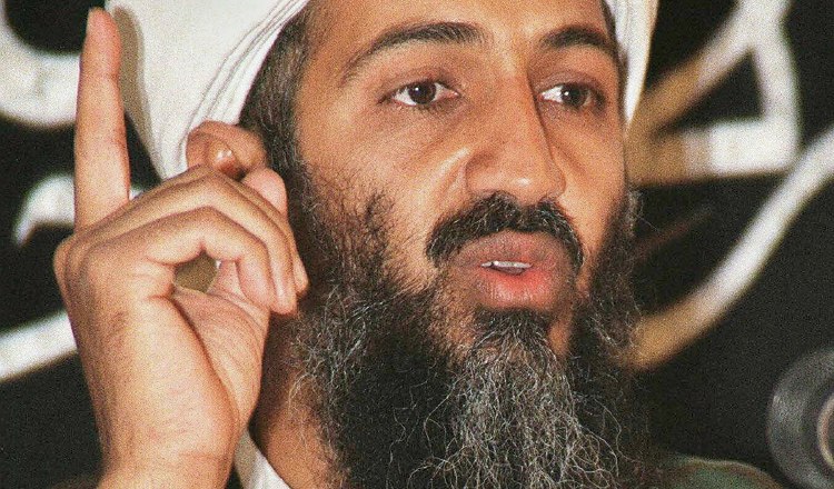 Osama bin Laden se radicalizó mientras estudiaba Economía en la Universidad Rey Abdulaziz de Yeda.