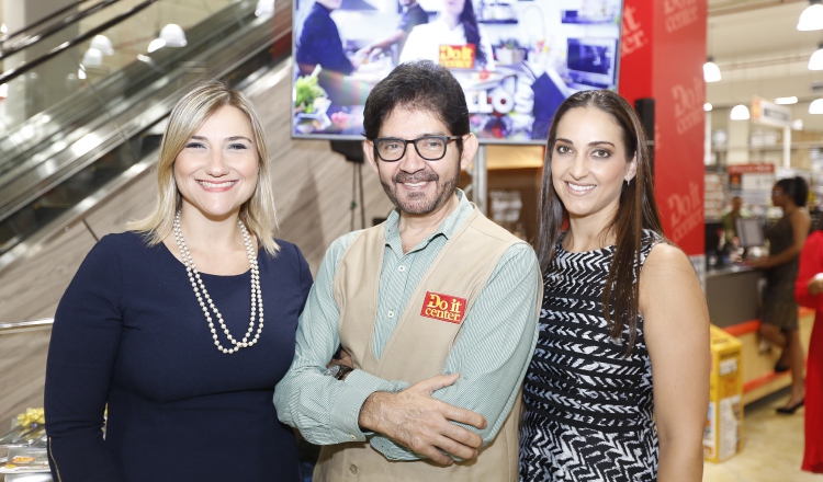 1.  Mónica Lauri, Ramón Serrano y Adriana Guisado. 