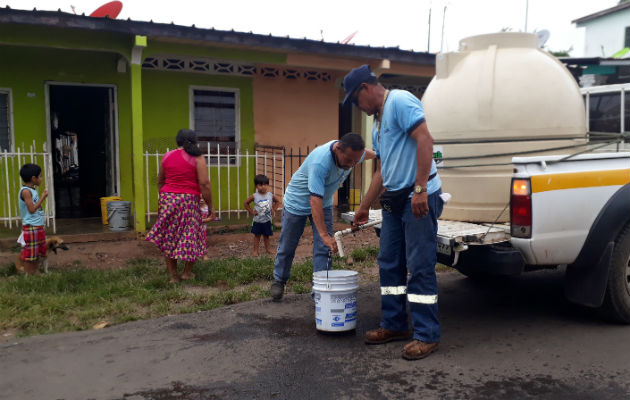 El plan de contingencia para repartir agua. Foto: Thays Domínguez.  