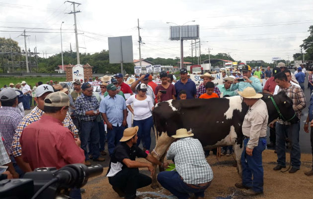 Piden respuesta concreta a los nueve puntos del pliego 