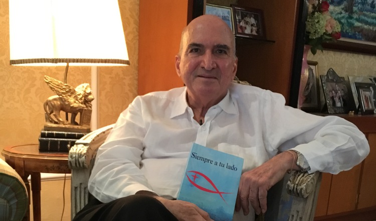 Escribir un libro fue algo que solo se dio, mas nunca lo planeó y aún no se considera un escritor. /Foto: Juan Carlos Lamboglia