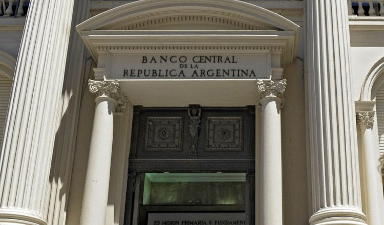 No es el primer salto que pega la divisa estadounidense en el mercado argentino este año. /Foto Cortesía