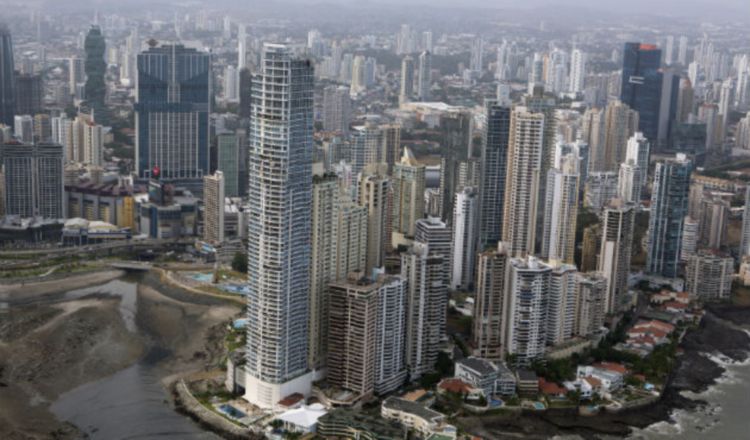 Panamá tiene  estabilidad económica, señaló Iván Cantón.