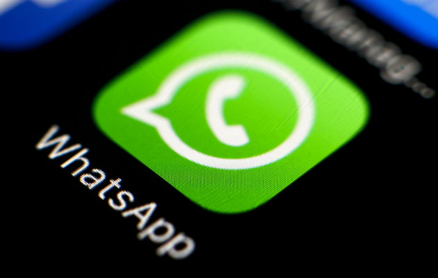 Whatsapp introdujo cambios en la manera de compartir mensajes en India. Foto/EFE