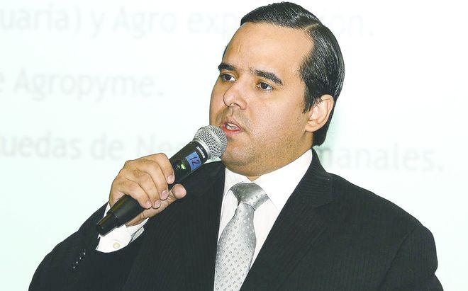 Ministro Eduardo Carles.