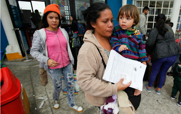 Venezolanos en la zona fronteriza de Huaquillas (Ecuador).