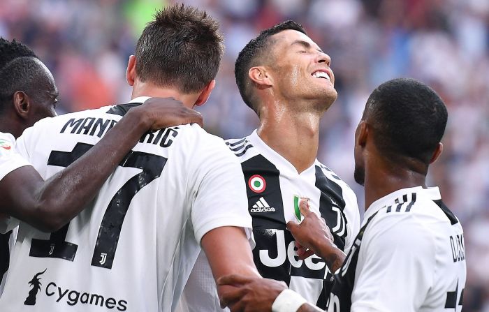 Cristiano Ronaldo jugó su segundo partido oficial con la Juventus. Foto AP