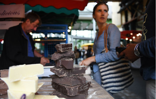 El chocolate oscuro en el desayuno ayuda a la cognición de los niños. Foto: EFE. 