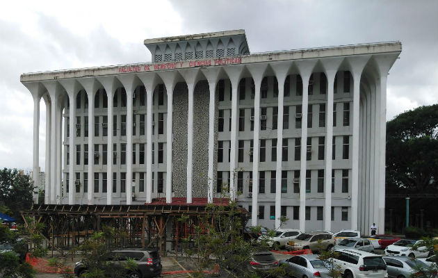 La Facultad de Derecho de la Universidad de Panamá.