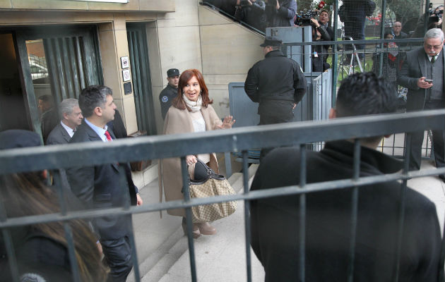 La expresidenta Cristina Fernández, enfrenta varios casos. FOTO/AP