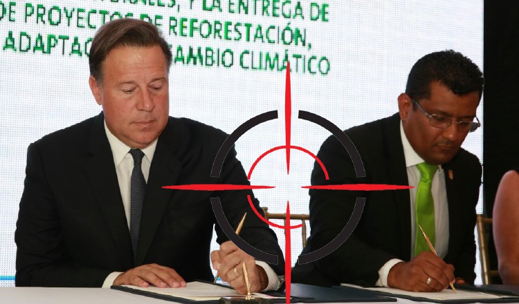 El presidente Juan Carlos Varela  y el ministro Emilio Sempris están en el ojo del escrutinio público por impulsar la 