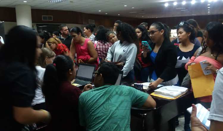 La Universidad de Panamá tiene como meta inscribir más de mil estudiantes como voluntarios de la Jornada Mundial de la Juventud.  Cortesía