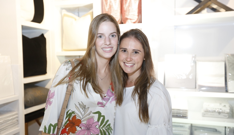 4.  Ana Lorena Romero y Katerina Evans.