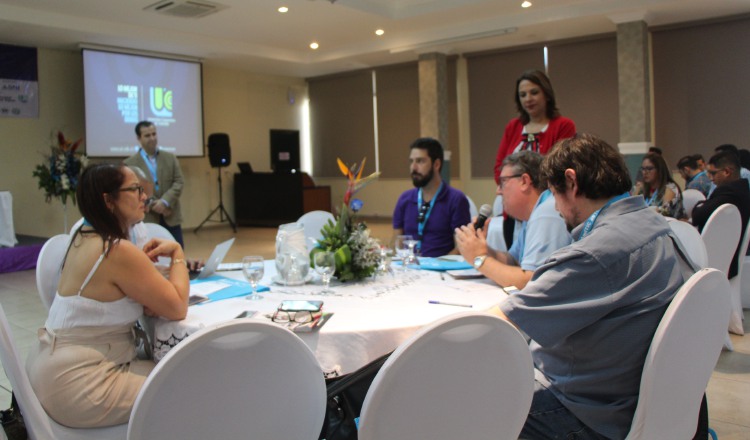 El seminario cuenta con expertos nacionales e internacionales.