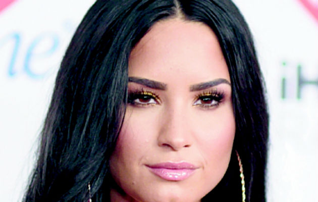 Dice que Demi se está recuperando.